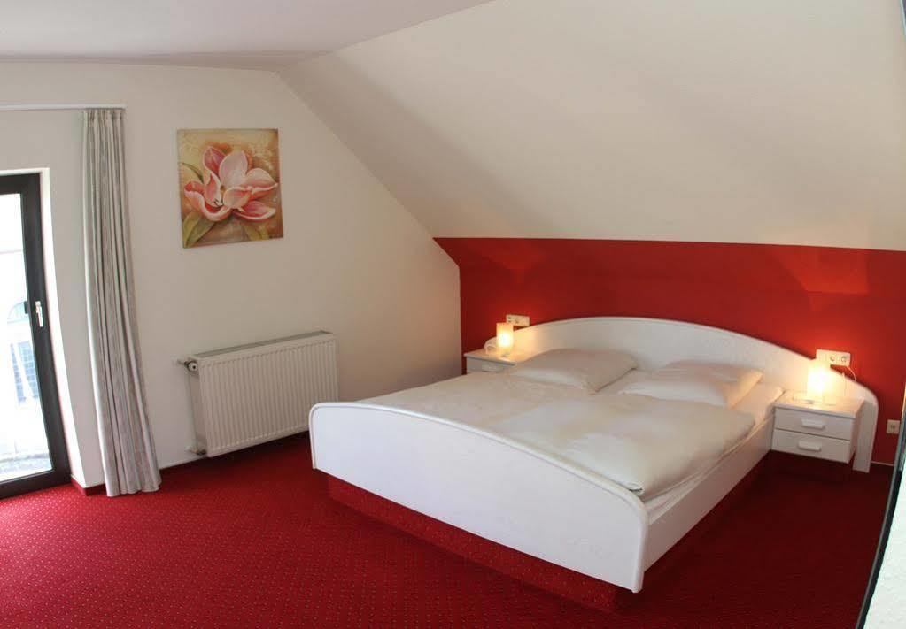 Landhotel Imhof Neuhof  Εξωτερικό φωτογραφία